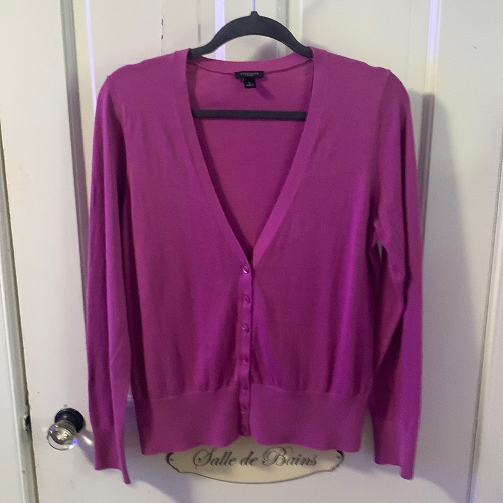 Ann Taylor mauve lightweight classic sweater